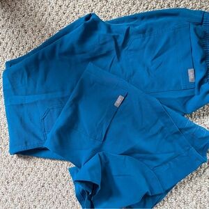 FIGS Sapphire Blue Medical Top and pants